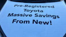 Toyota Yaris 1.5 Hybrid Design 5dr CVT Hybrid Hatchback